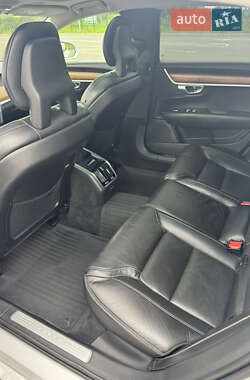 Седан Volvo S90 2017 в 
