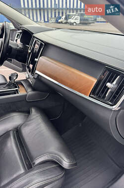 Седан Volvo S90 2017 в 