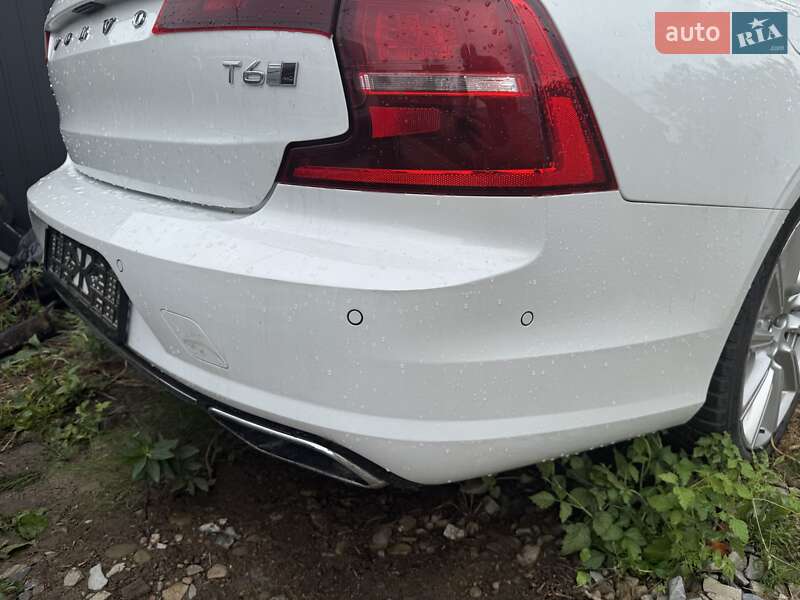 Седан Volvo S90 2016 в Ивано-Франковске