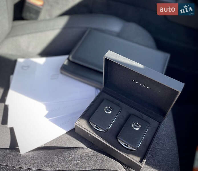 Седан Volvo S90 2017 в Полтаві