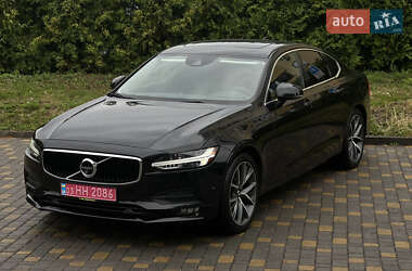 Седан Volvo S90 2016 в Львові