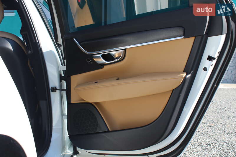 Седан Volvo S90 2016 в Хмельницком фото 23 Седан Volvo S90 2016 в Хмельницком