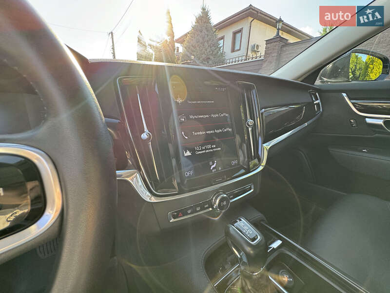 Седан Volvo S90 2018 в Киеве фото 18 Седан Volvo S90 2018 в Киеве