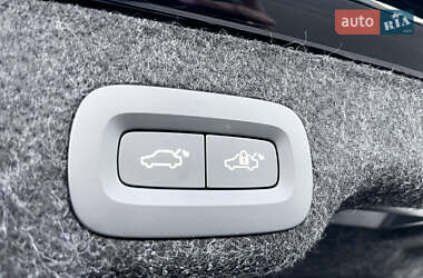 Седан Volvo S90 2024 в 