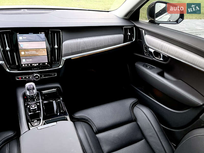 Седан Volvo S90 2024 в Киеве фото 61 Седан Volvo S90 2024 в Киеве