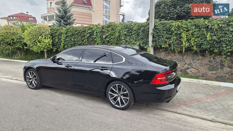 Седан Volvo S90 2017 в Киеве