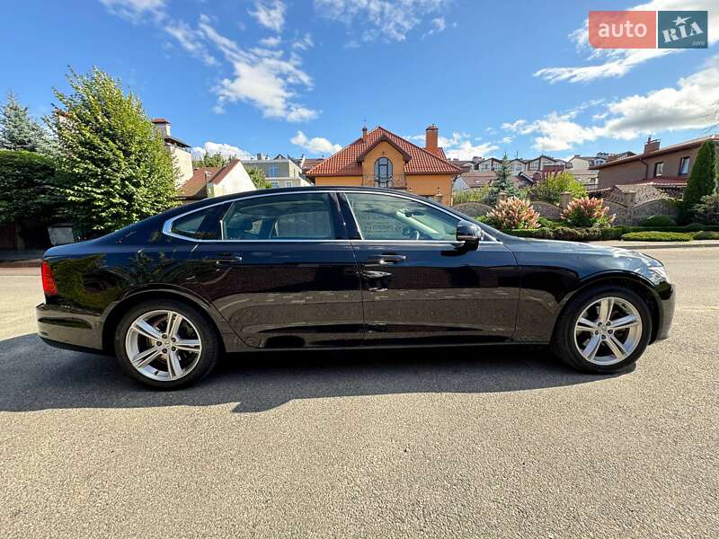 Седан Volvo S90 2018 в Киеве фото 12 Седан Volvo S90 2018 в Киеве