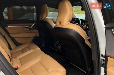 Седан Volvo S90 2019 в 