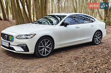 Седан Volvo S90 2016 в 