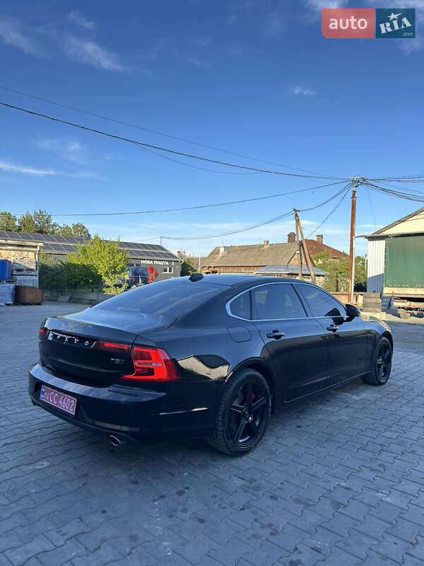 Седан Volvo S90 2017 в Жовкве