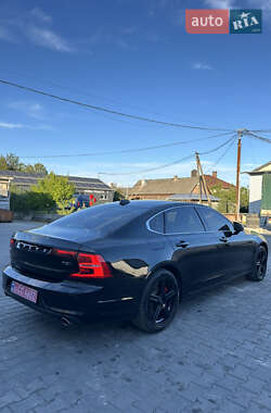 Седан Volvo S90 2017 в 