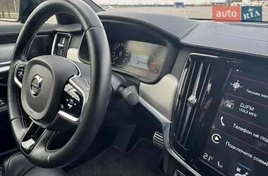 Седан Volvo S90 2019 в 