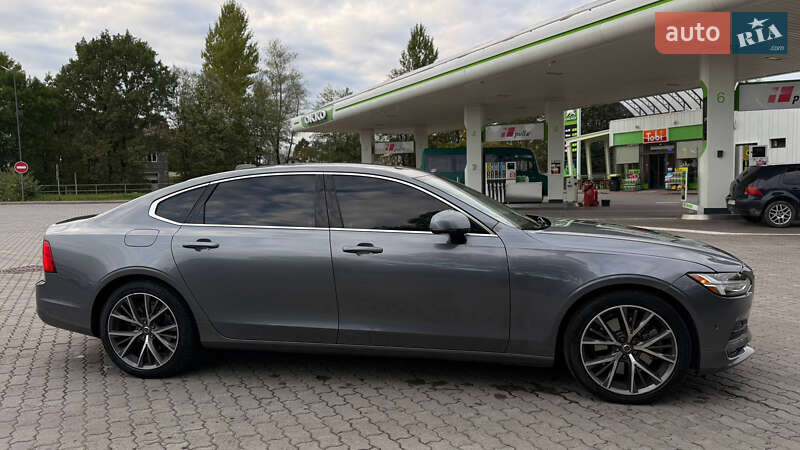 Седан Volvo S90 2017 в Ивано-Франковске