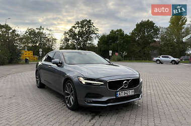 Седан Volvo S90 2017 в Ивано-Франковске