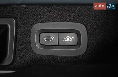 Седан Volvo S90 2017 в 