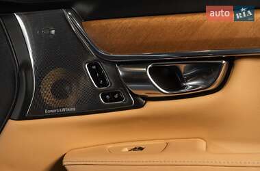 Седан Volvo S90 2017 в 