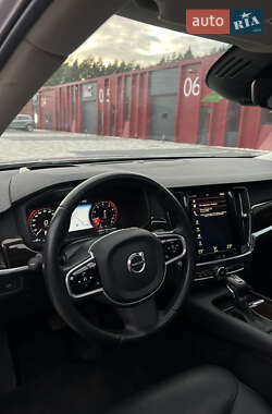 Седан Volvo S90 2018 в 