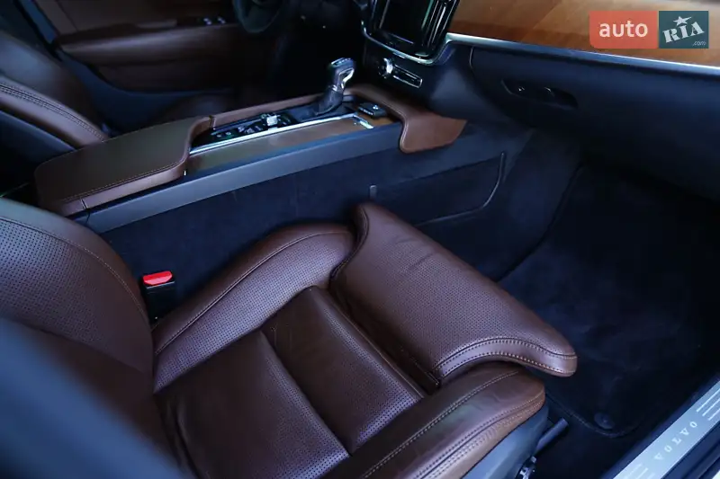 Volvo S90 2017