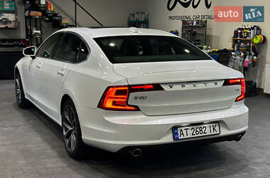 Седан Volvo S90 2017 в 