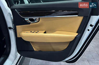 Седан Volvo S90 2017 в 
