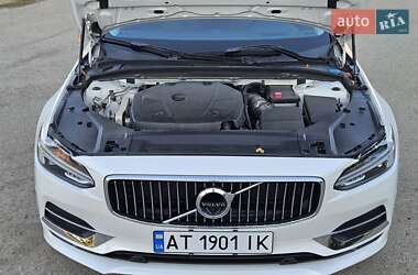 Седан Volvo S90 2017 в 