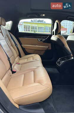 Седан Volvo S90 2017 в 