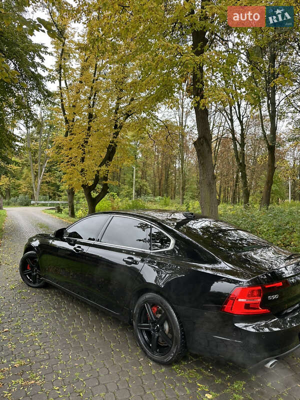 Седан Volvo S90 2017 в Жовкве