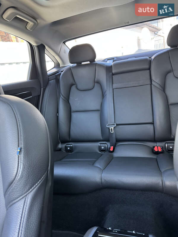 Седан Volvo S90 2017 в Киеве фото 14 Седан Volvo S90 2017 в Киеве