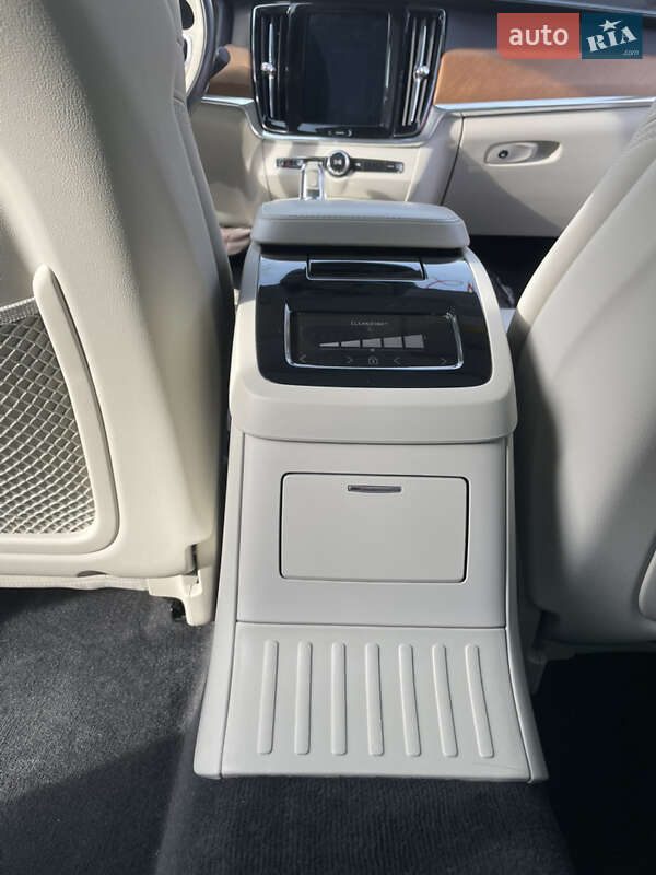 Седан Volvo S90 2017 в Києві фото 13 Седан Volvo S90 2017 в Києві