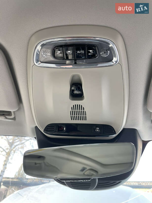 Седан Volvo S90 2017 в Києві фото 20 Седан Volvo S90 2017 в Києві