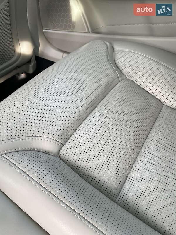 Седан Volvo S90 2017 в Києві фото 17 Седан Volvo S90 2017 в Києві