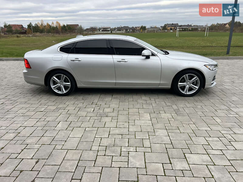 Седан Volvo S90 2017 в Здолбуніві