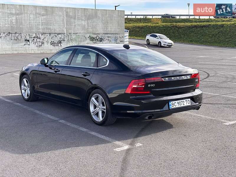 Седан Volvo S90 2017 в Львове