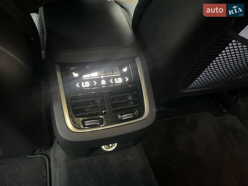 Седан Volvo S90 2017 в Чернівцях