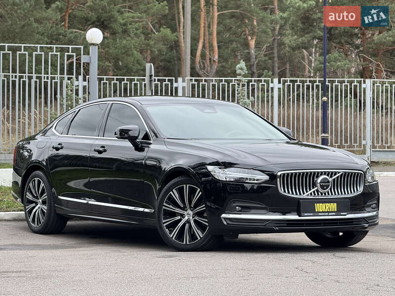 Седан Volvo S90 2023 в Києві