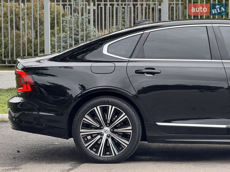 Седан Volvo S90 2023 в Києві