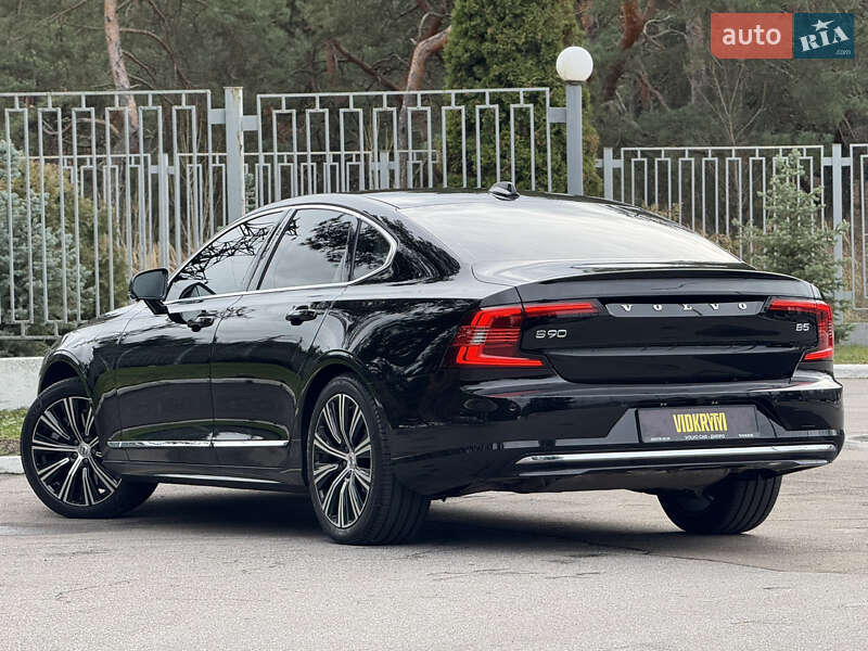 Седан Volvo S90 2023 в Києві