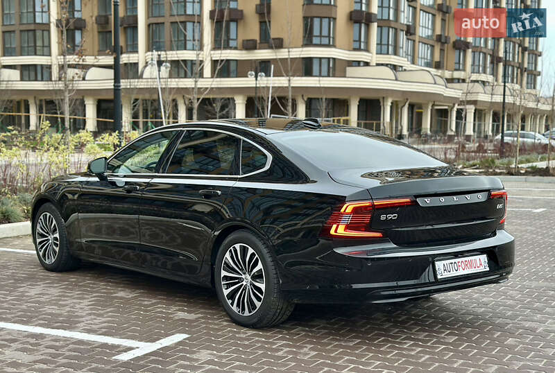 Седан Volvo S90 2021 в Києві