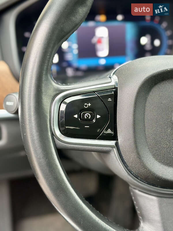 Седан Volvo S90 2021 в Києві
