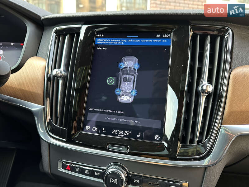 Седан Volvo S90 2021 в Києві