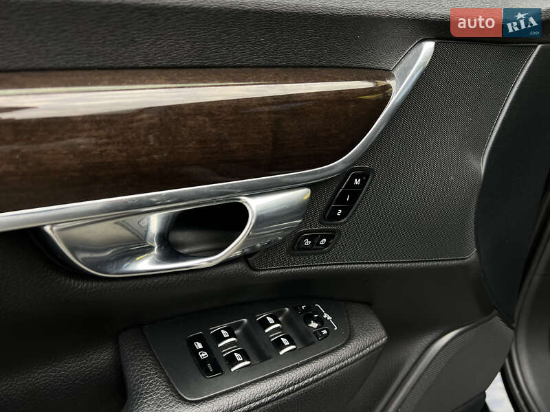 Седан Volvo S90 2017 в Киеве фото 18 Седан Volvo S90 2017 в Киеве
