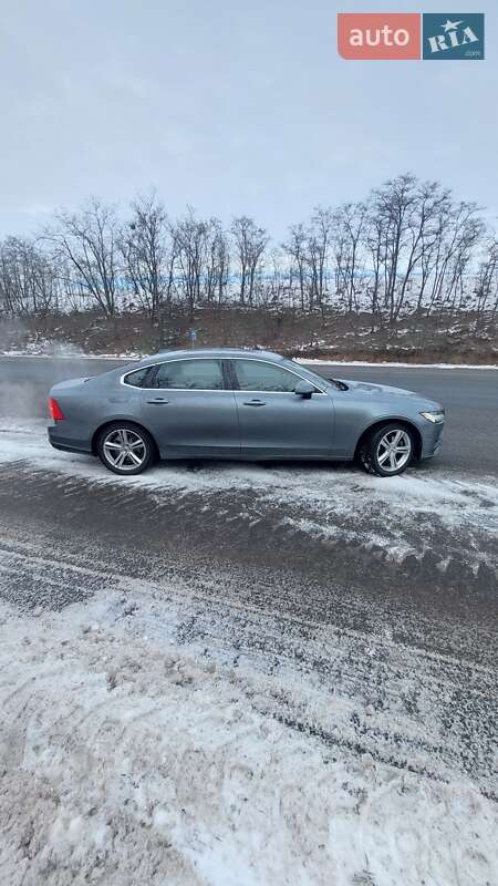 Седан Volvo S90 2017 в Звенигородке