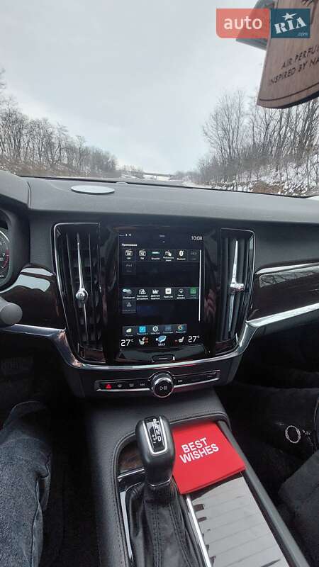 Седан Volvo S90 2017 в Звенигородке