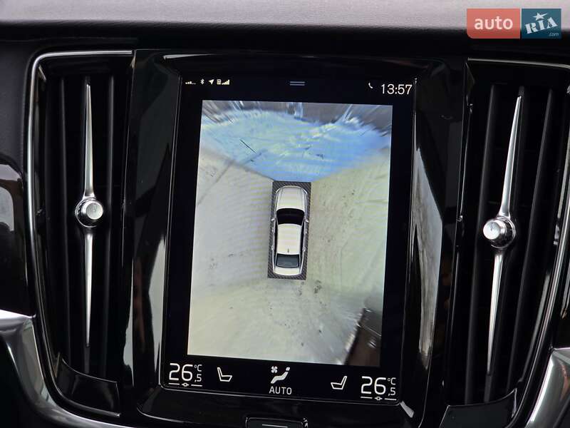 Седан Volvo S90 2017 в Черновцах