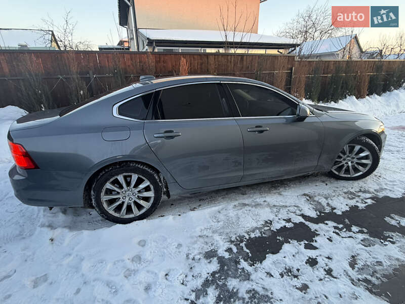 Седан Volvo S90 2016 в Киеве