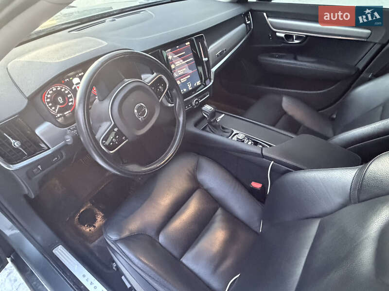 Седан Volvo S90 2016 в Киеве