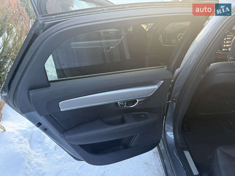 Седан Volvo S90 2016 в Киеве