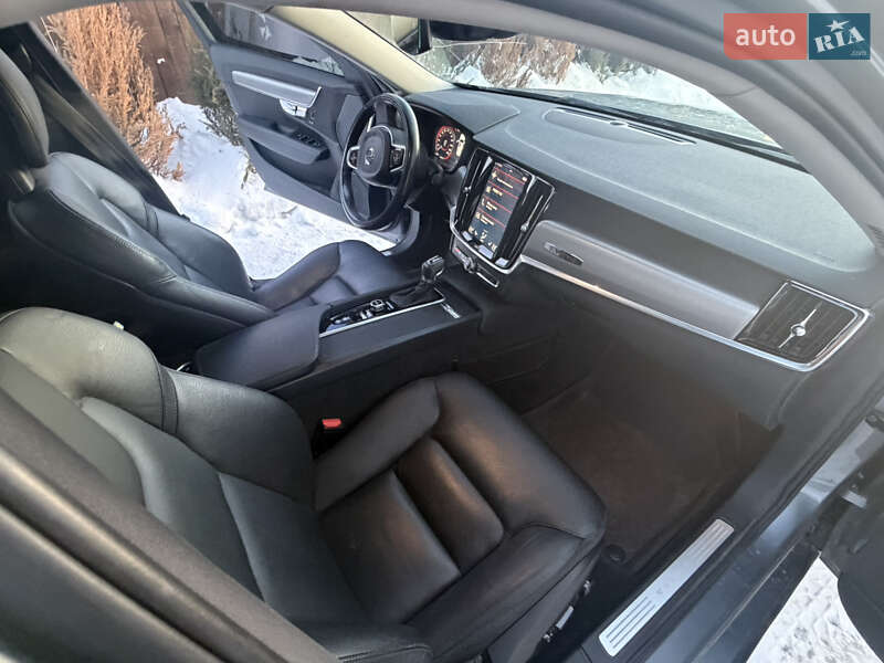 Седан Volvo S90 2016 в Киеве