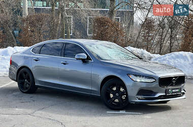 Седан Volvo S90 2017 в Киеве