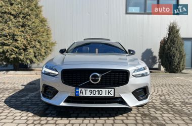 Седан Volvo S90 2020 в Ивано-Франковске